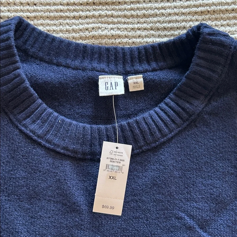 GAP Navy Blue Crew Neck Sweater - Picture 3 of 4